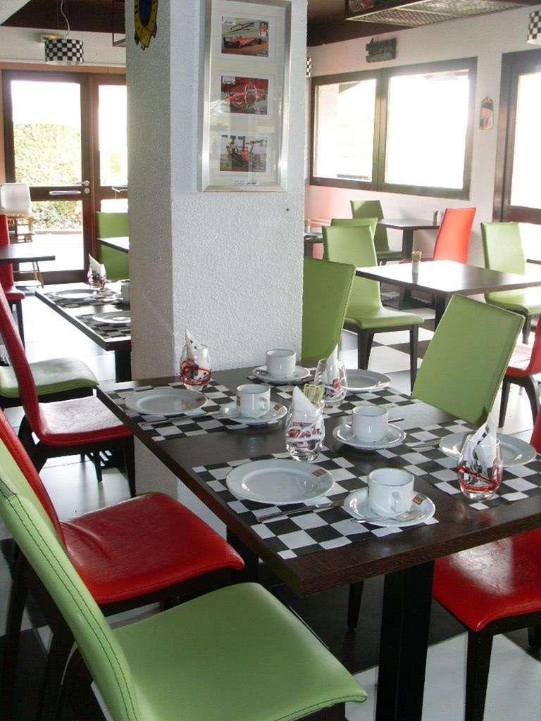 Enzo Hotels Vierzon By Kyriad Direct Restaurang bild