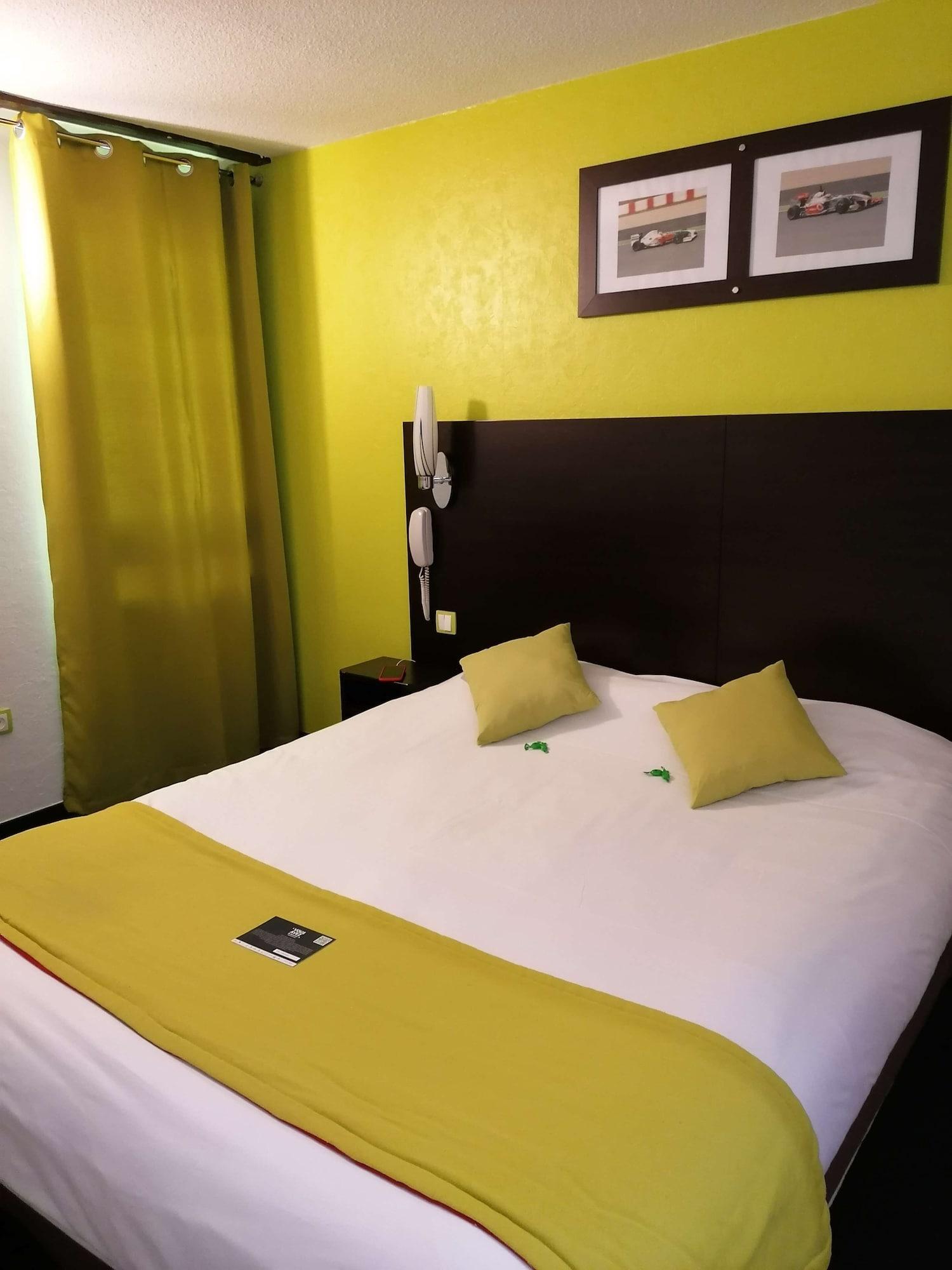 Enzo Hotels Vierzon By Kyriad Direct Exteriör bild